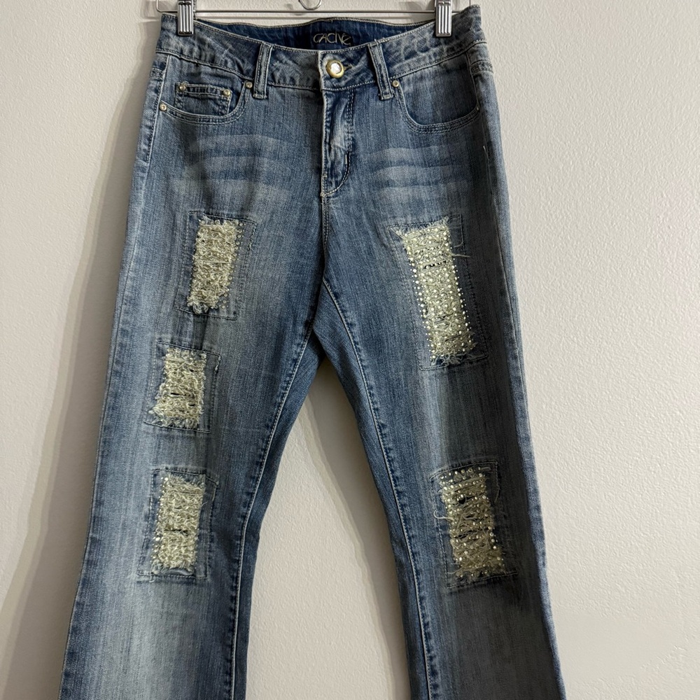 Cache Distressed Boot Cut Rhinestone Jeans- Size 6 - Picture 16 of 16